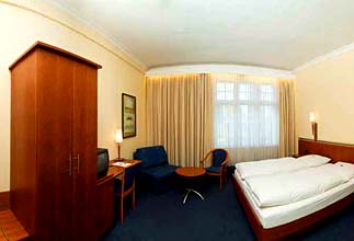 Pension Kurfurst Hotel Berlin picture