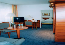 Minerva Hotel Frankfurt Am Main Zimmer