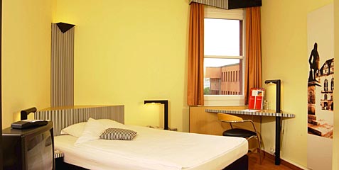 Intercity Hotel Halle - Neustadt Hotel Halle room