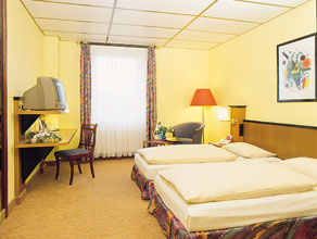 Ramada Hotel Britannia Hannover Zimmer