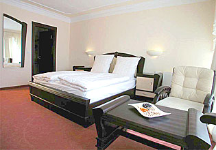 Atlas Hotel M�nchen room